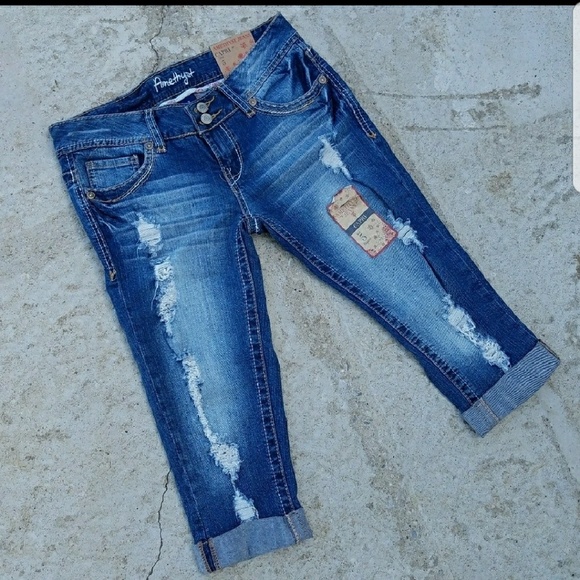 Pair of amethyst Jean Capri. - Picture 2 of 2